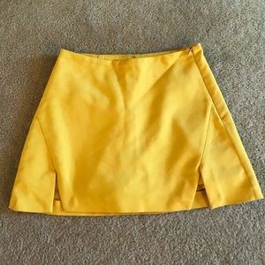 Zara Yellow Skort